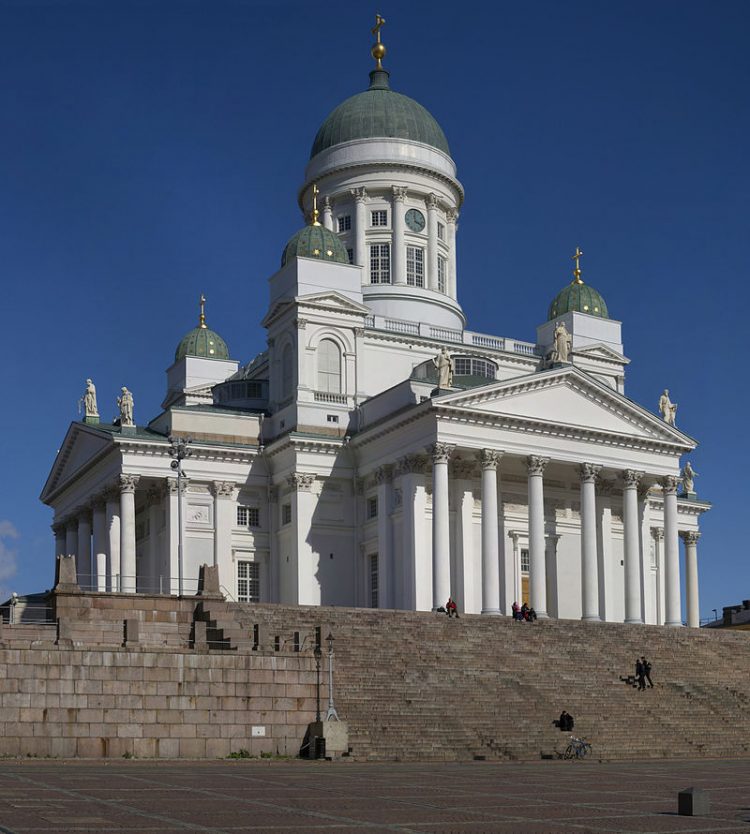 800px-Lutheran_Cathedral_Helsinki