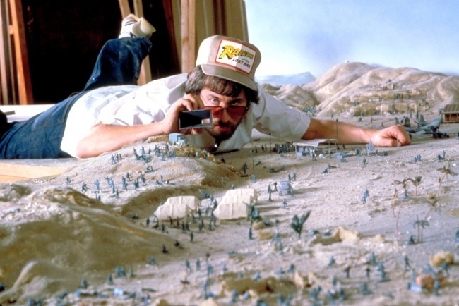 AD-Famous-Movie-Scenes-That-Were-Actually-Amazing-Miniature-Models-23