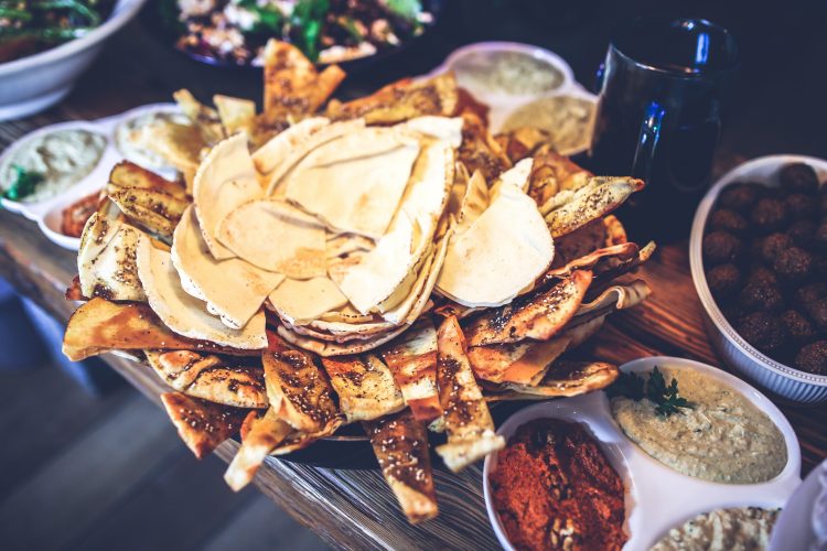 food-lunch-mexican-nachos